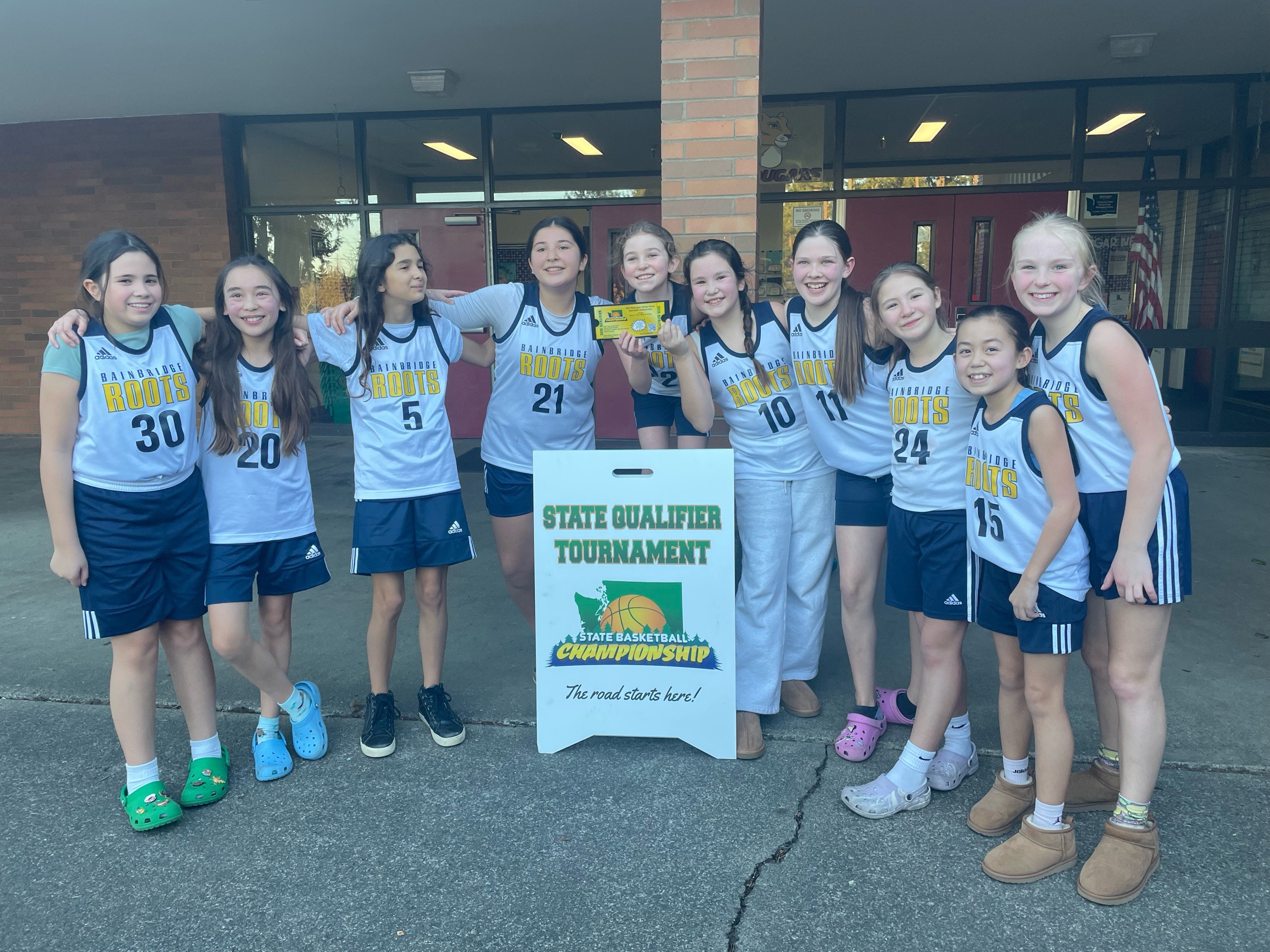 Roots 5th Grade girls team Youth girls basketball team